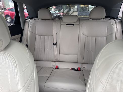 Used 2019 Audi e-tron Prestige w/ Prestige Package image 34