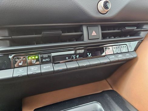 New 2026 Toyota Crown Signia image 19