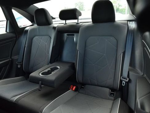 Certified 2025 Volkswagen Jetta Sport FWD image 21