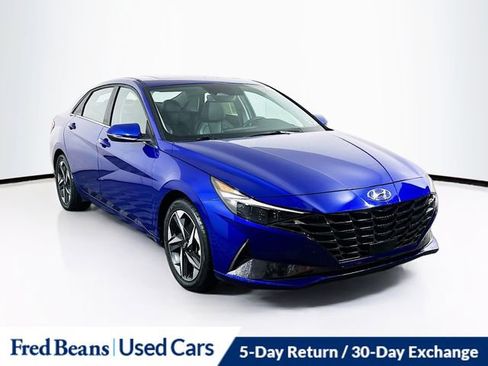 Used 2023 Hyundai Elantra Limited image 1