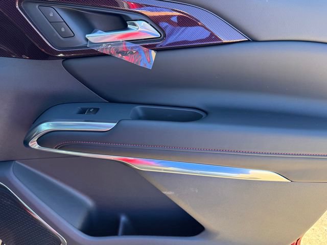 New 2027 Chevrolet Traverse RS w/ LPO, Floor Liner Package FWD image 8