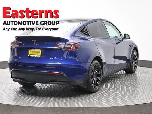 Used 2021 Tesla Model Y Long Range AWD/4WD image 5