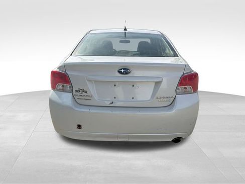 Used 2014 Subaru Impreza 2.0i Premium AWD/4WD image 4