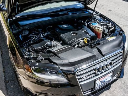 Used 2011 Audi A4 2.0T Premium image 11