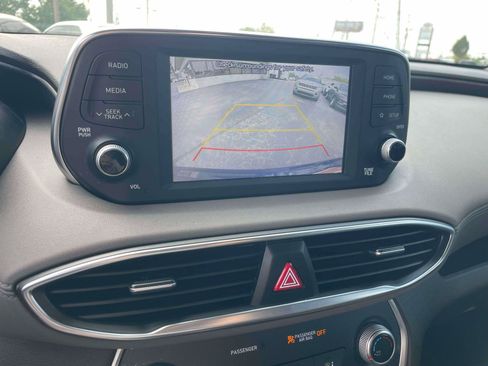 Used 2019 Hyundai Santa Fe SE FWD image 18
