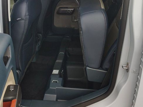 Used 2010 Ford F150 STX RWD image 18
