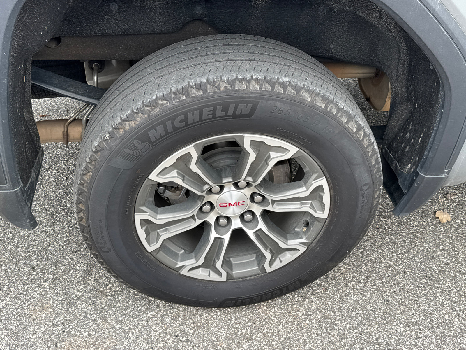 Used 2025 GMC Sierra 1500 SLT AWD/4WD image 18