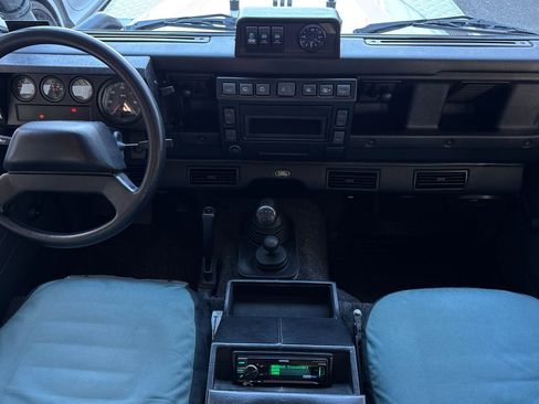 Used 1993 Land Rover Defender 110 image 6