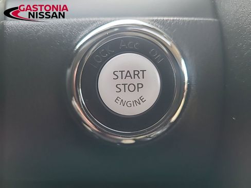 Used 2024 Nissan Armada Platinum w/ Captain's Chairs Package image 44