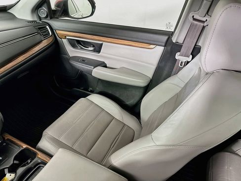 Used 2022 Honda CR-V Touring image 25