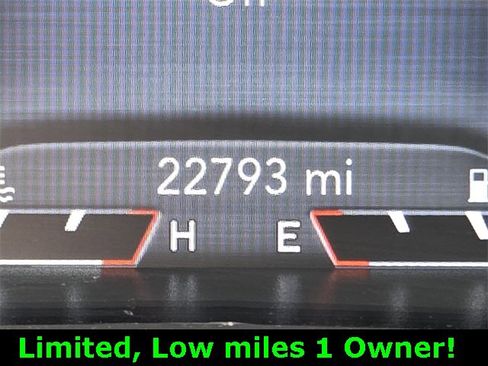 Used 2021 Jeep Cherokee Limited image 34