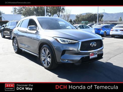 Used 2021 INFINITI QX50 Sensory image 3