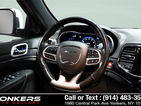 Used 2021 Jeep Grand Cherokee SRT image 32