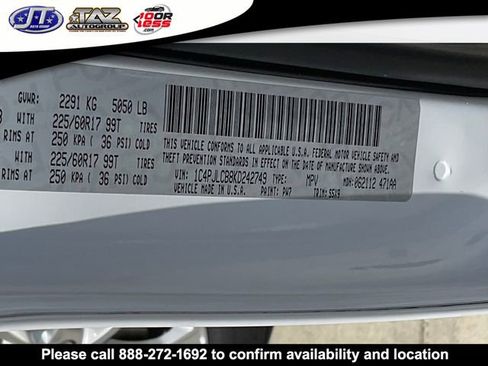 Used 2019 Jeep Cherokee Latitude w/ Popular Appearance Group FWD image 16