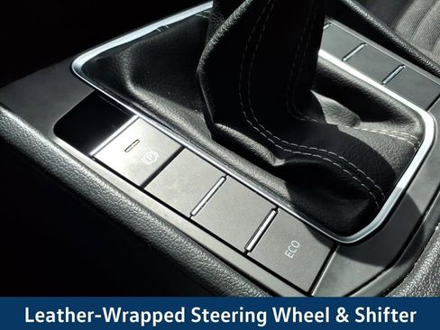 Used 2022 Volkswagen Jetta S FWD image 8