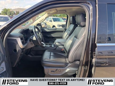 Used 2024 Ford Expedition Max XLT RWD image 12