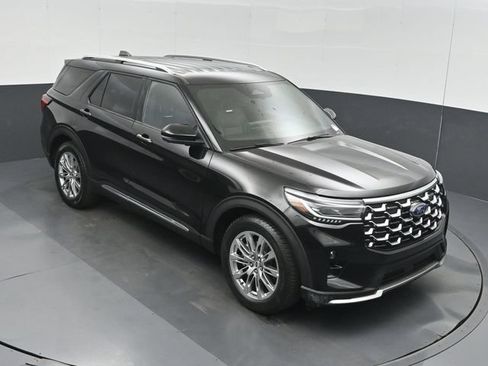 Used 2026 Ford Explorer Platinum RWD image 45
