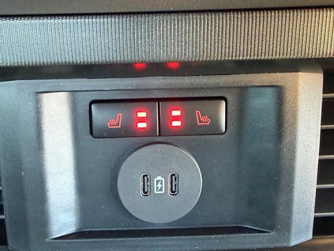 New 2026 Ford F250 Platinum w/ FX4 Off-Road Package image 46