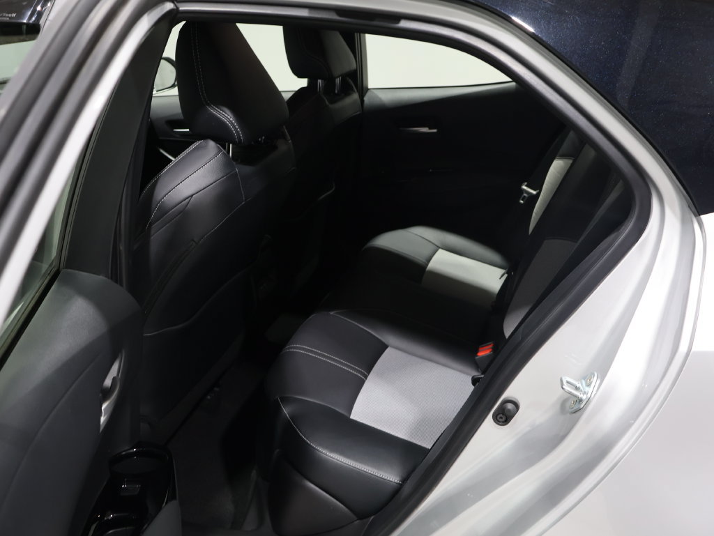 Used 2026 Toyota Corolla XSE FWD image 17