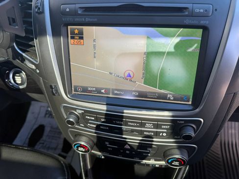 Used 2014 Kia Sorento SX w/ 3rd Row Package image 12