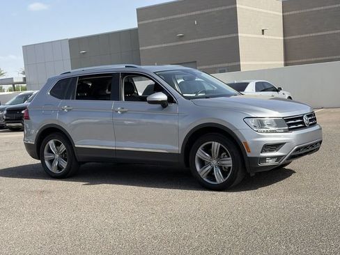 Used 2021 Volkswagen Tiguan SEL AWD/4WD image 4