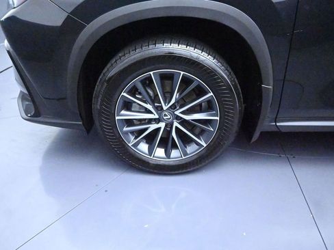Used 2025 Lexus NX 250 FWD w/ Accessory Package (K3) image 15