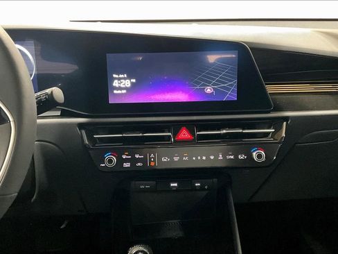 New 2024 Kia Niro Wind w/ Wind Preserve Package image 15