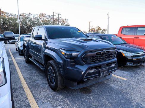 Certified 2024 Toyota Tacoma TRD Sport image 6