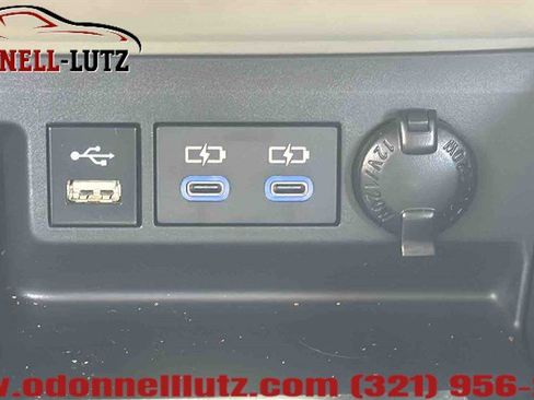 Used 2022 Toyota Highlander XLE FWD image 30