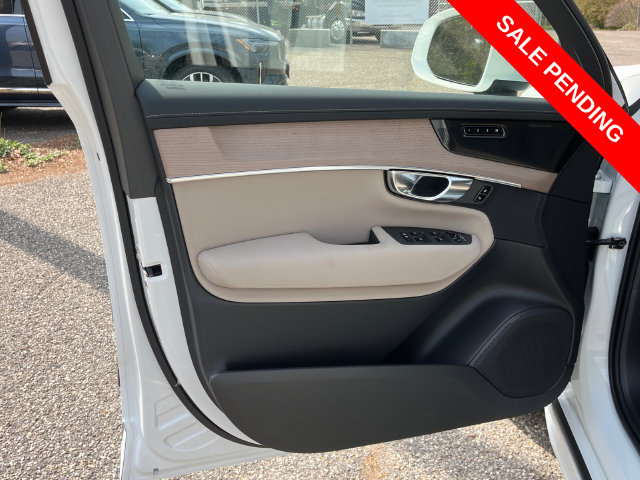 Used 2026 Volvo XC90 T8 Plus w/ Protection Package Premier AWD/4WD image 9