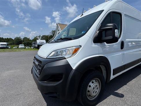 Used 2023 RAM ProMaster 2500 FWD image 13
