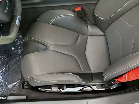 Used 2024 Chevrolet Corvette Z06 RWD image 21