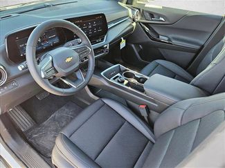 New 2026 Chevrolet Equinox LT w/ Convenience Package II FWD video 3