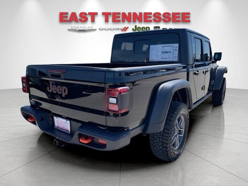 New 2025 Jeep Gladiator Mojave w/ Convenience Group image 3