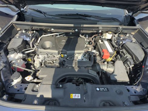 Used 2019 Toyota RAV4 Limited w/ Cold Weather Package image 9