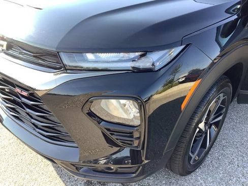 Used 2023 Chevrolet TrailBlazer RS w/ Sun and Liftgate Package AWD/4WD image 28