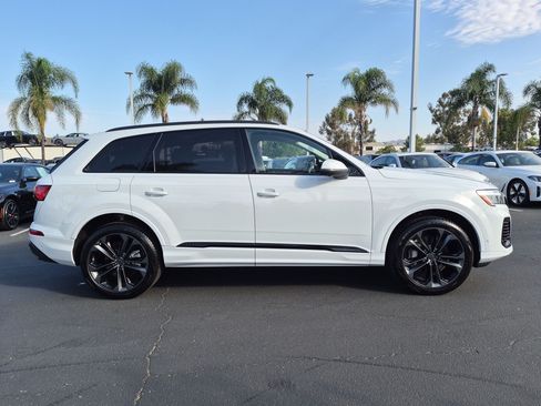 Used 2026 Audi Q7 3.0T Premium Plus w/ Premium Plus Package AWD/4WD image 11