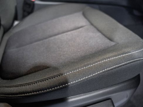 New 2025 Jeep Grand Cherokee Laredo X w/ Luxury Tech Group I image 34