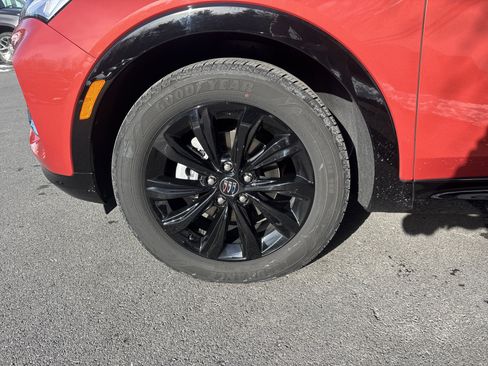 Used 2024 Buick Envista Sport Touring w/ Convenience I Package image 11