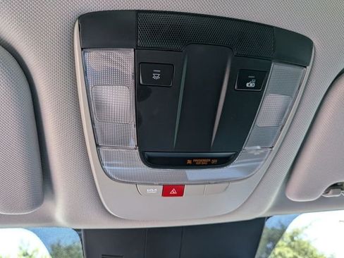 New 2026 Kia Sorento LX FWD image 22