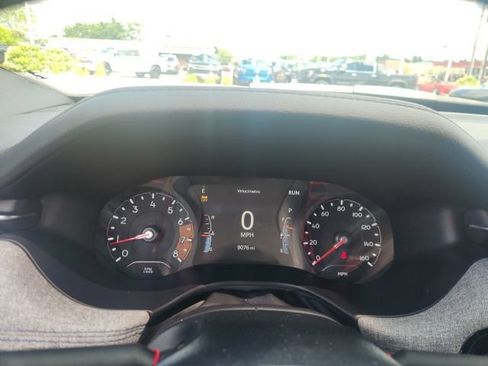 Used 2024 Jeep Compass Latitude AWD/4WD image 7