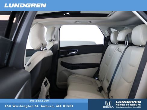 Used 2018 Ford Edge Titanium w/ Equipment Group 302A image 14