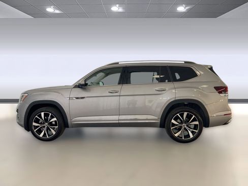 New 2026 Volkswagen Atlas SEL Premium R-Line AWD/4WD image 2