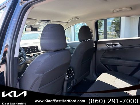 New 2026 Kia Sportage LX w/ LX Convenience Package AWD/4WD image 19