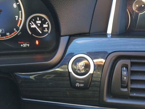 Used 2016 BMW 535i xDrive Sedan image 11