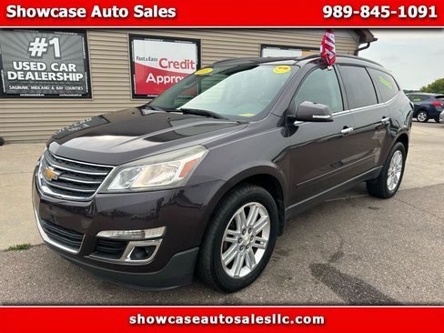 Used 2015 Chevrolet Traverse LT w/ Style and Technology Package FWD image 1