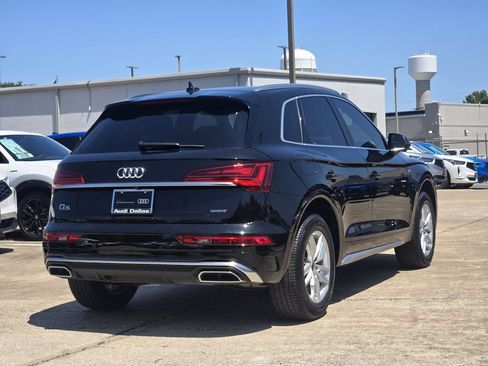 Certified 2023 Audi Q5 2.0T Premium w/ Convenience Package AWD/4WD image 8