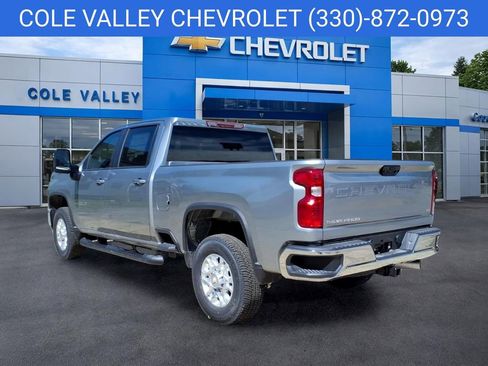 New 2026 Chevrolet Silverado 2500 LT w/ Convenience Package AWD/4WD image 3