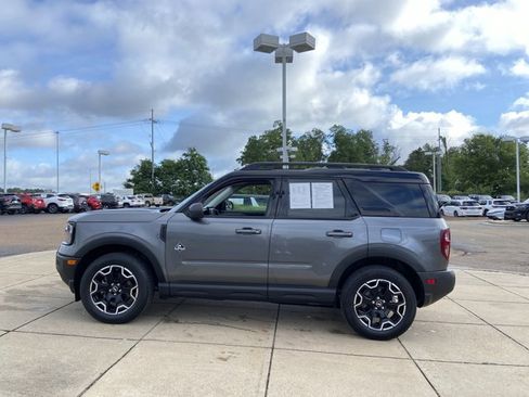 Used 2025 Ford Bronco Sport Outer Banks AWD/4WD image 7