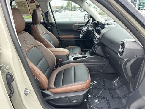 Used 2025 Ford Bronco Sport Outer Banks w/ Outer Banks Tech Package+ AWD/4WD image 33